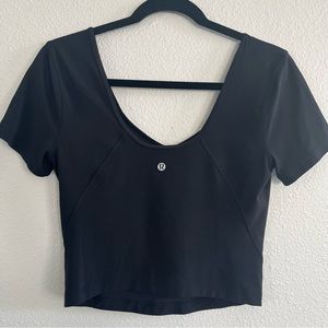 Lululemon. NWOT. Align T-shirt